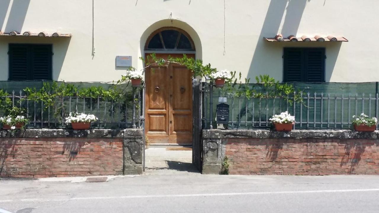 La Stazione Per Dormire Guest House San Piero a Sieve Eksteriør billede