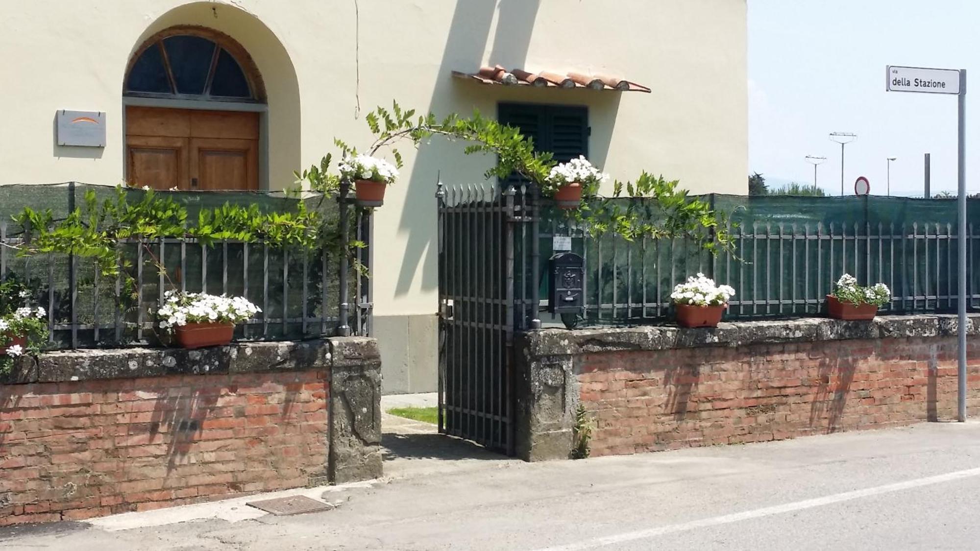 La Stazione Per Dormire Guest House San Piero a Sieve Værelse billede